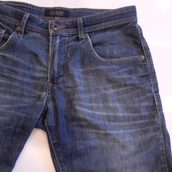 GUESS Vermont Slim Custom Cut Off Denim Shorts Distressed Dark Wash Jean - Picture 3 of 14